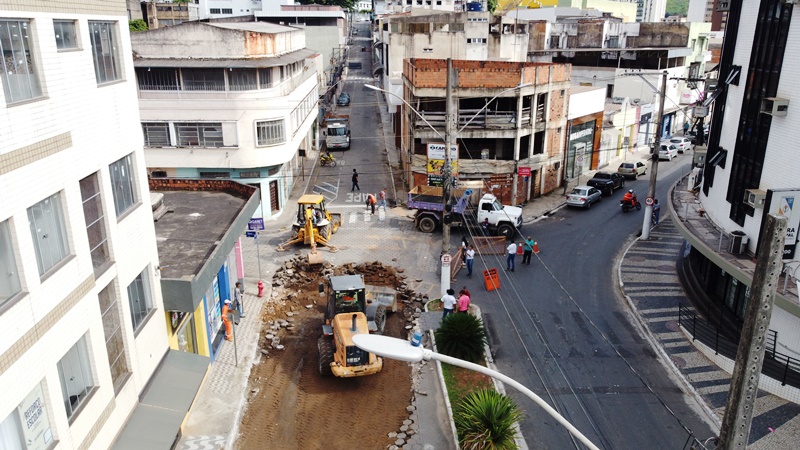 Pavimentação do Centro de Fabriciano avança e Prefeitura antecipa mais um lote de obras