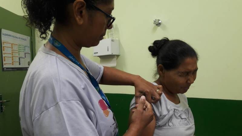 Fabriciano divulga calendário de vacinação contra a gripe para acamados