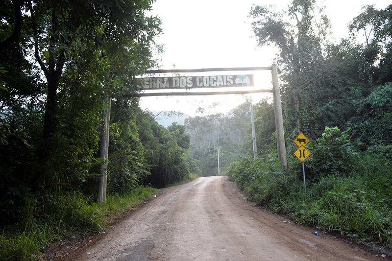 Prefeitura de Fabriciano assina ordem de serviço para pavimentação do novo trecho da estrada de Cocais