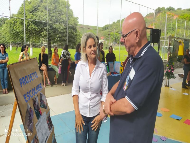 Professores da rede municipal de Fabriciano apresentam projetos de empreendedorismo que serão aplicados em 2023