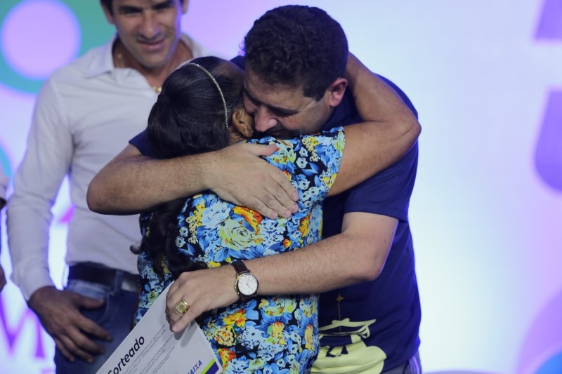 Emoção marca o sorteio de mais 240 moradias populares em Fabriciano