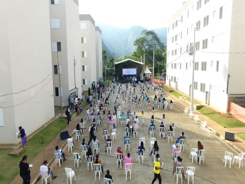 Emoção marca o sorteio dos endereços das 288 famílias beneficiadas pelo Programa Fabri, Meu Lar