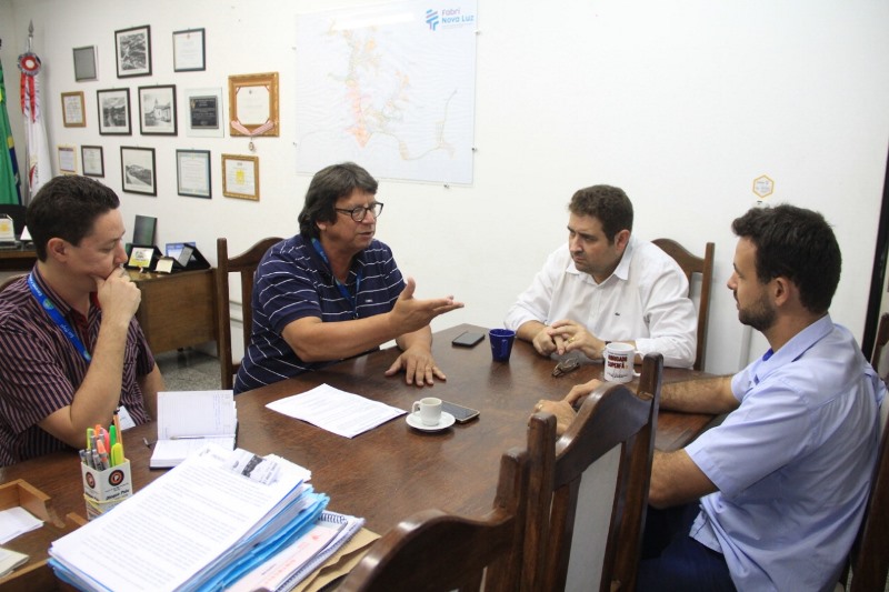 Prefeitura de Fabriciano anuncia construção de muro para conter erosão na Avenida Sanitária