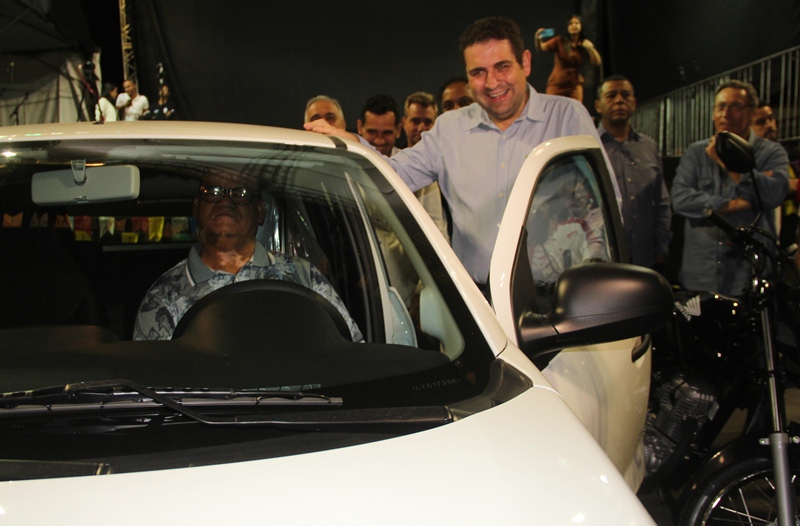 Fabriciano realiza sorteio do “IPTU Premiado 2019”