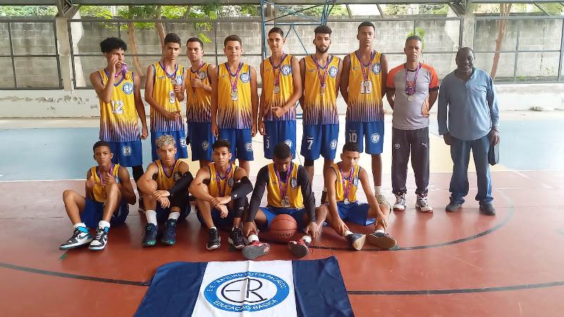 Coronel Fabriciano leva grande equipe à final do JEMG
