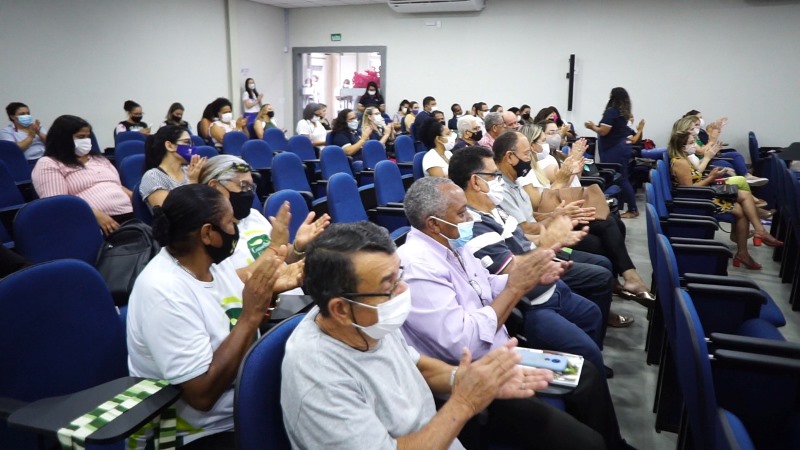 Assistência Social presta contas e entrega selo a empresas parceiras dos Fundos da Infância e do Idoso