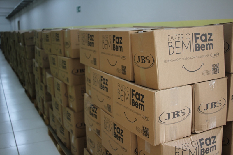 Assistência Social faz entrega de 725 cestas básicas para famílias