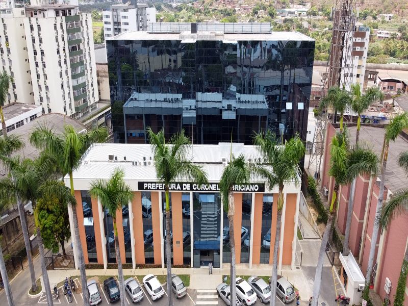 Prefeitura entrega obras de reforma e modernização da sede do Paço Municipal de Fabriciano