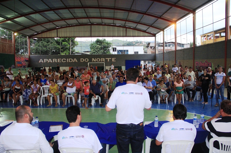 Prefeitura entrega 71 escrituras do programa “Morar Legal” no Aparecida do Norte