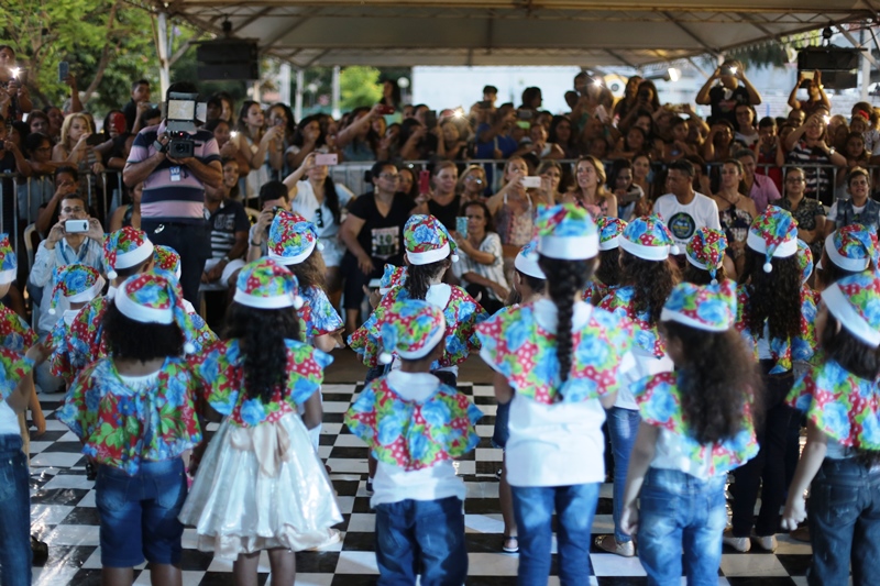 Fabriciano realiza tradicional Cantata de Natal na Praça da Estação nesta sexta-feira