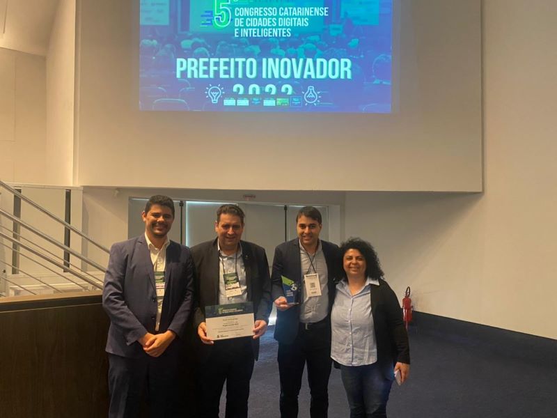 Fabriciano é premiado na categoria Projeto Inovador em Congresso Cidades Digitais e Inteligentes