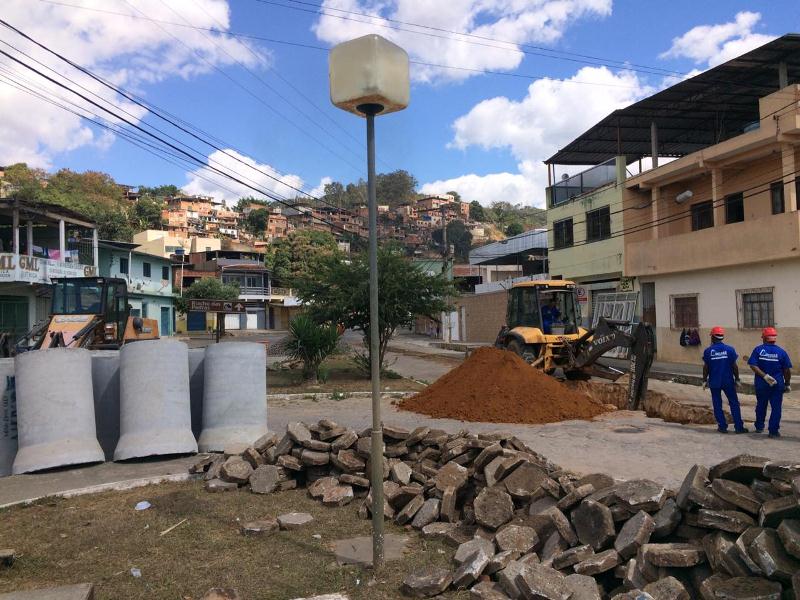 Obra da prefeitura acabará com alagamentos no Melo Viana