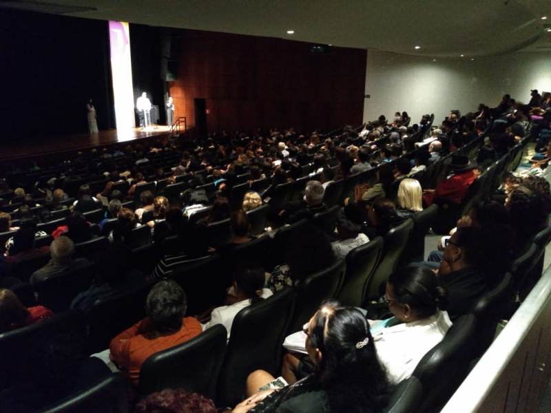 Idosos e alunos de Fabriciano participam do 12º Salão do Livro