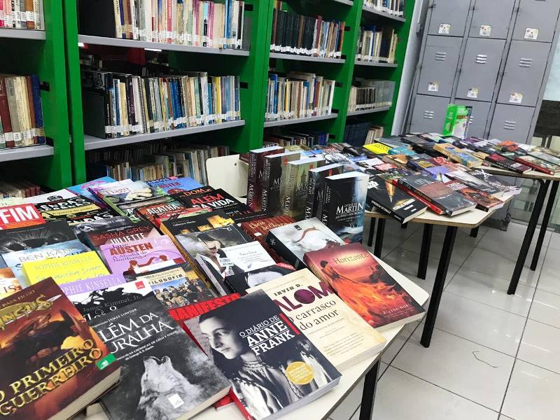 Biblioteca Pública de Fabriciano recebe 150 novos livros