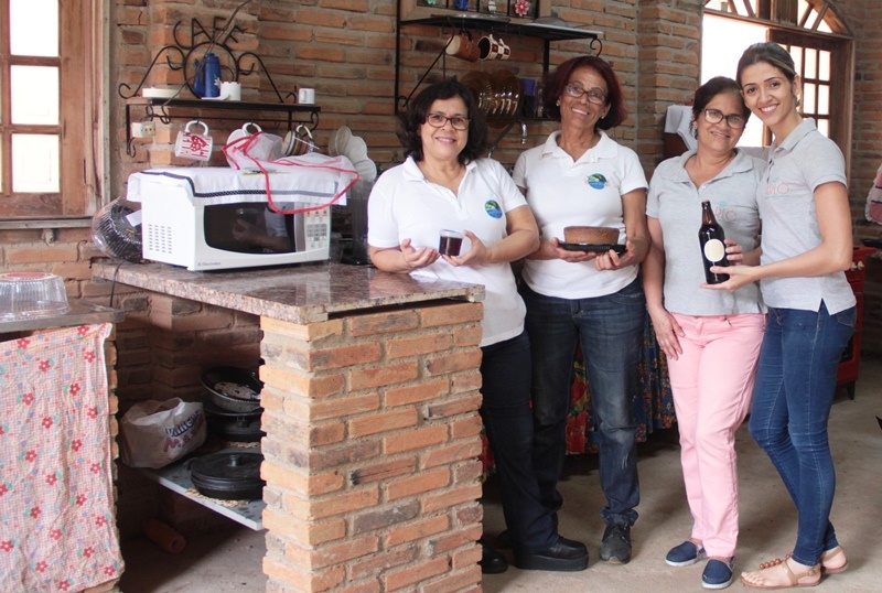Fabriciano recebe certificado de boas práticas pelo projeto gastronomia social