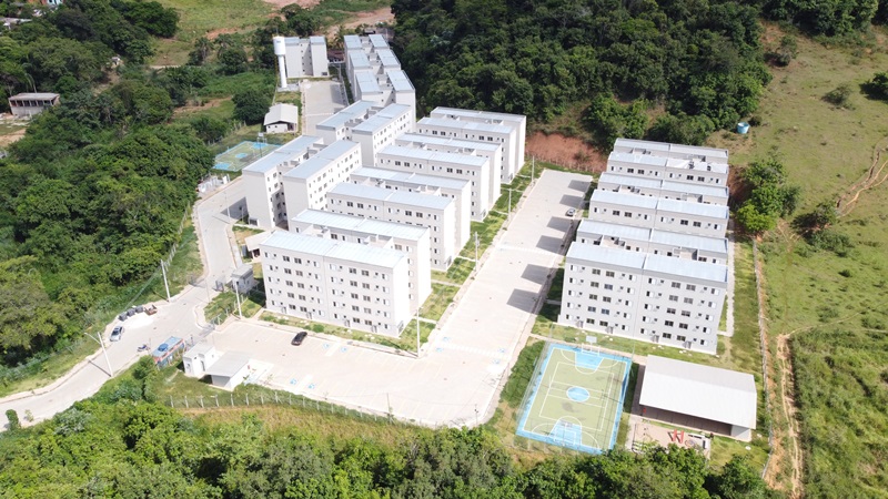 Governo Federal entrega 500 moradias a famílias de baixa renda de Coronel Fabriciano (MG)