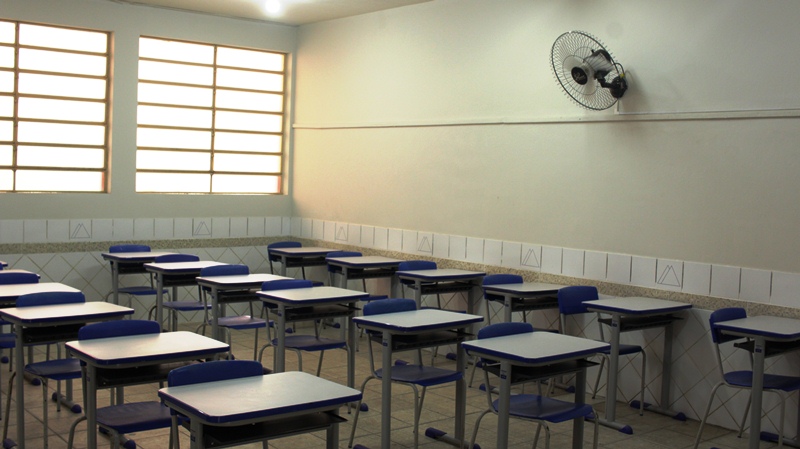 Fabriciano aproveita período sem aulas para reformar as escolas