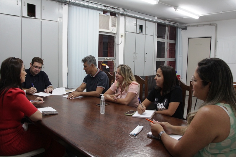 Prefeitura de Fabriciano formaliza a intenção para compra de vacina contra a Covid-19 produzida pelo Butantã
