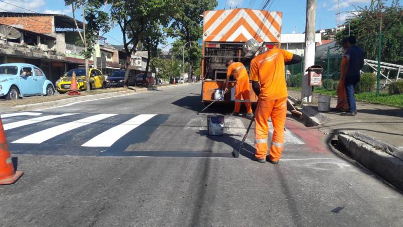 Magalhães Pinto tem sinalização revitalizada e é preparada para nova iluminação por LED