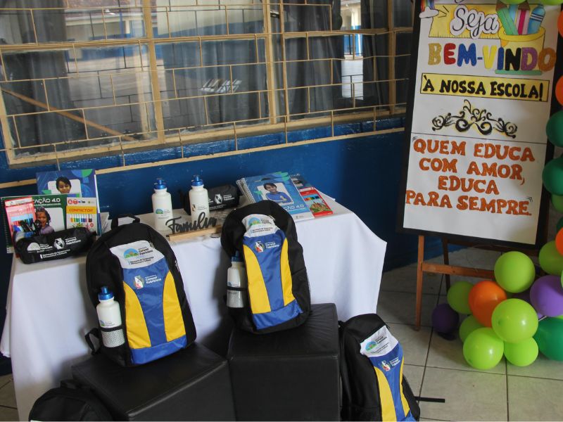 Prefeitura Fabriciano inicia entrega dos kits escolares para cerca de 11 mil alunos da rede municipal Educação