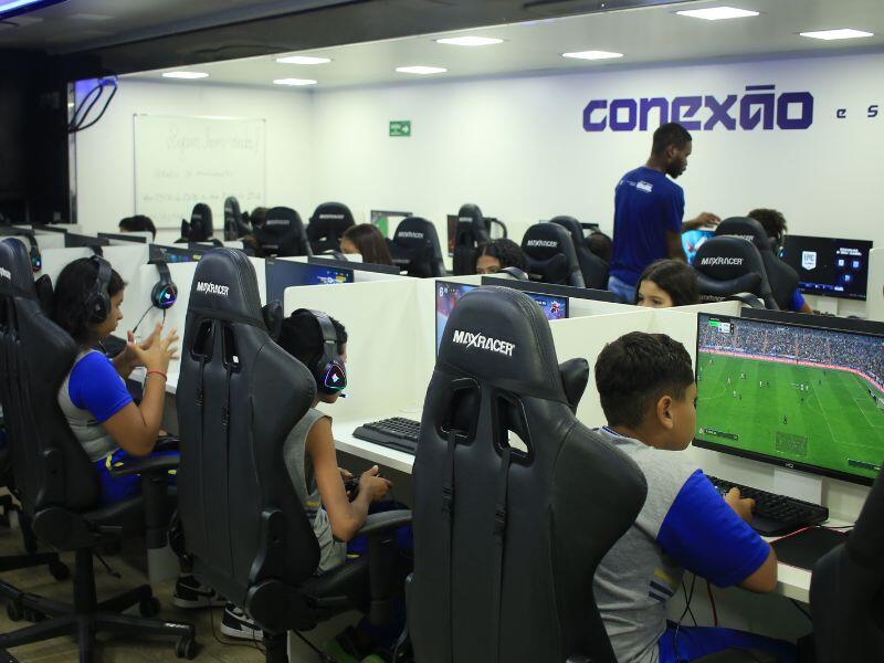 Conexão eSports chega a Fabriciano oferecendo experiências imersivas em jogos eletrônicos
