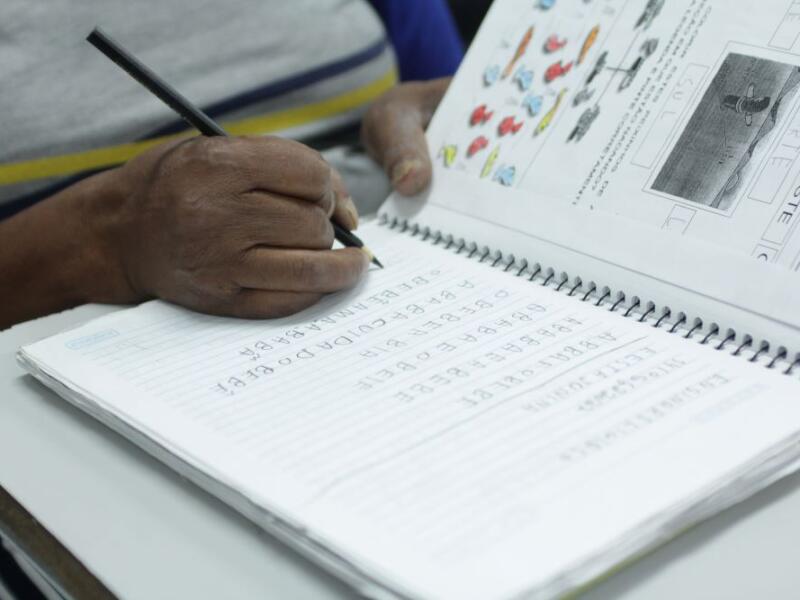 Inscrições para Educação de Jovens e Adultos estão abertas em Coronel Fabriciano
