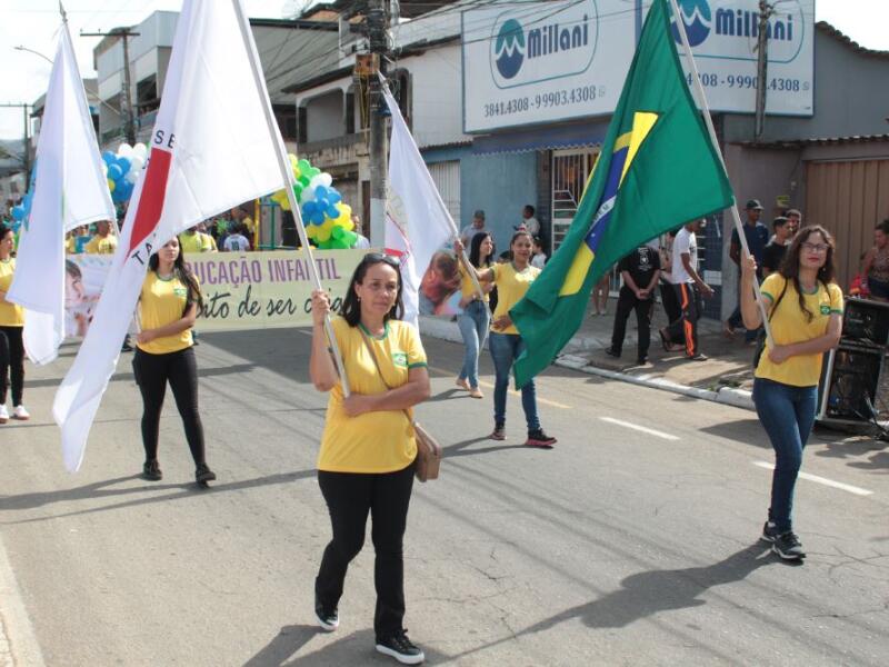 PREFEITURA DE CORONEL FABRICIANO PROMOVE DESFILE CÍVICO DE 7 DE SETEMBRO