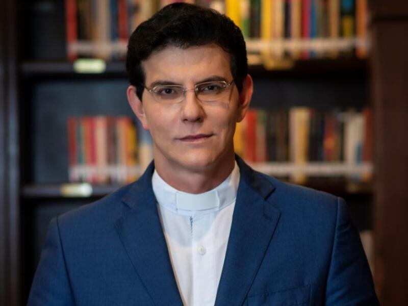 Coronel Fabriciano recebe encontro religioso com Padre Reginaldo Manzotti