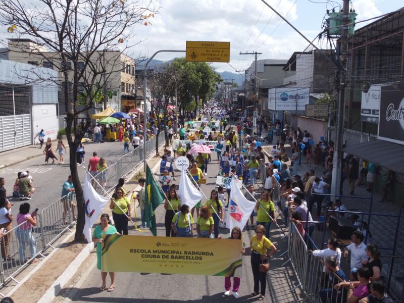 Desfile Cívico de 7 de Setembro celebra a Independência do Brasil com o tema “Educação Inovadora, construindo o futuro”